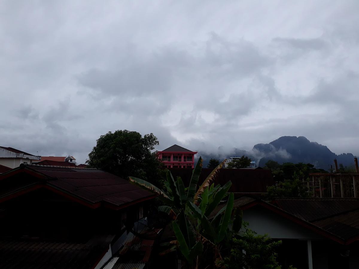 Alisona Hostel Vang Vieng Eksteriør billede