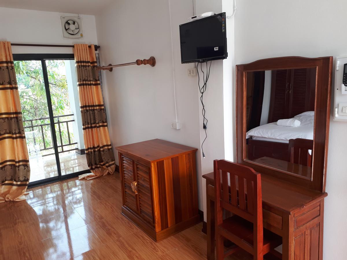 Alisona Hostel Vang Vieng Eksteriør billede